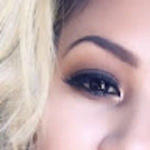 Meet your Posher, Becky